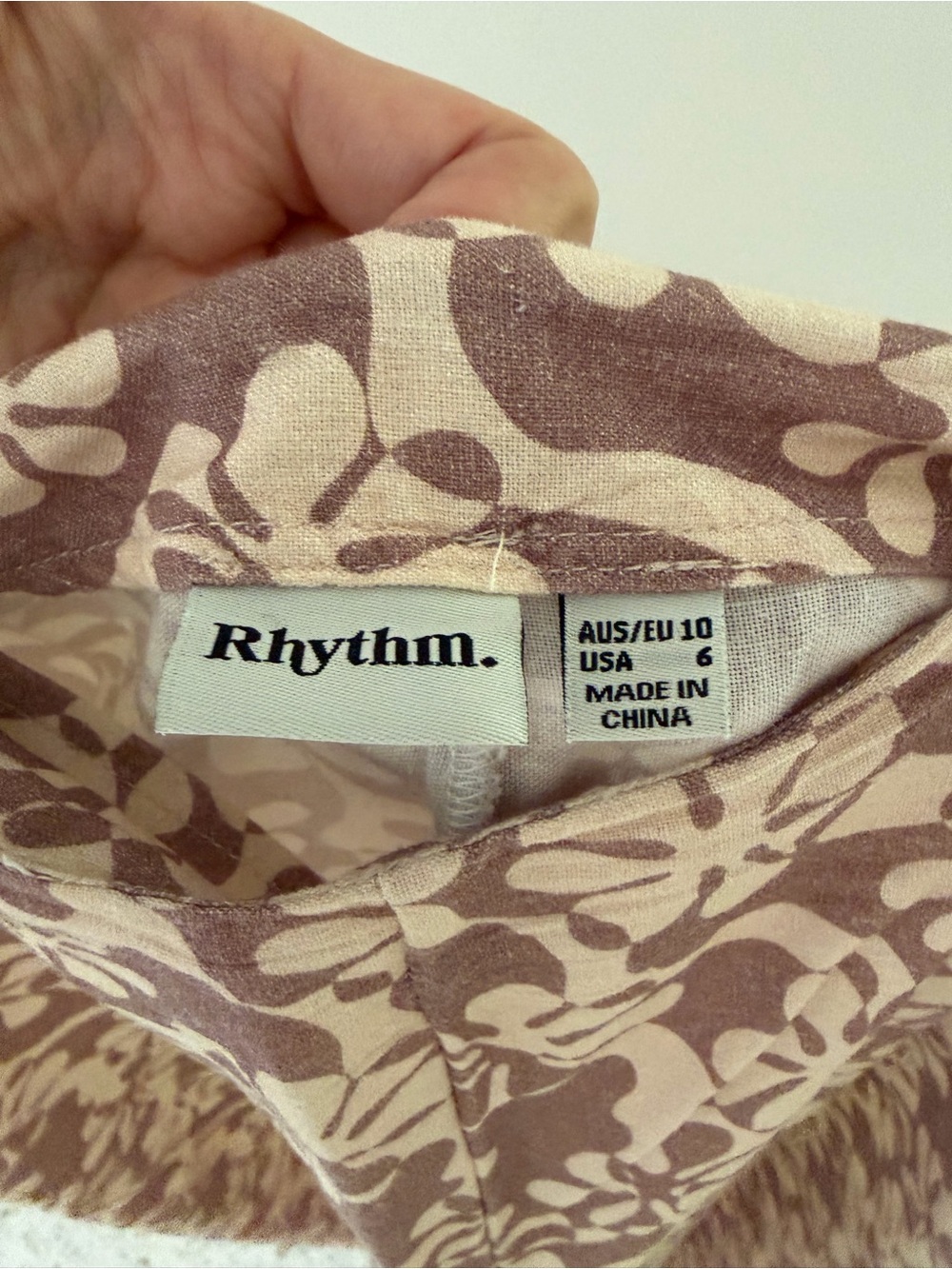 Rhythm Floral Wide-Leg Pants in Dusty Mauve and Cream - Picture 3 of 4